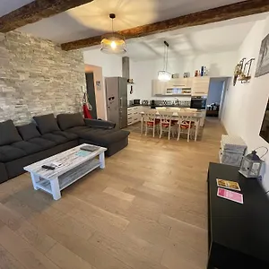 Appartement Un Cocon Au Coeur Du Village, Les Saintes-Maries-de-la-Mer